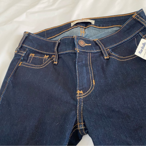 Hollister Women’s Jeans, Jr. size 00S/waist 23”Length 30”.  NWT Dark Wash - Picture 14 of 14